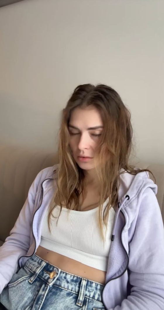 Молодая девушка фотография - 3