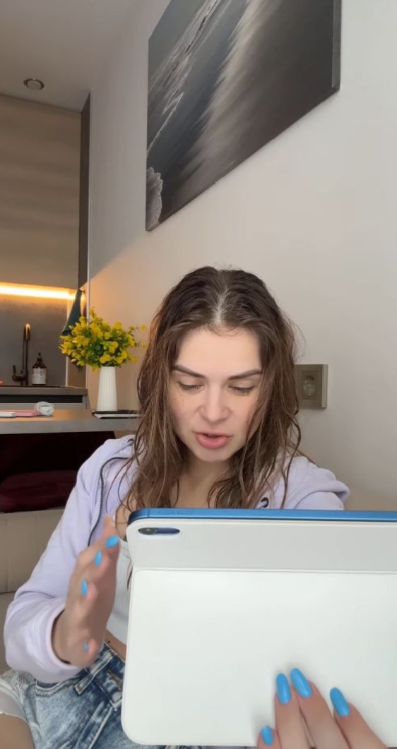 Молодая девушка фотография - 4