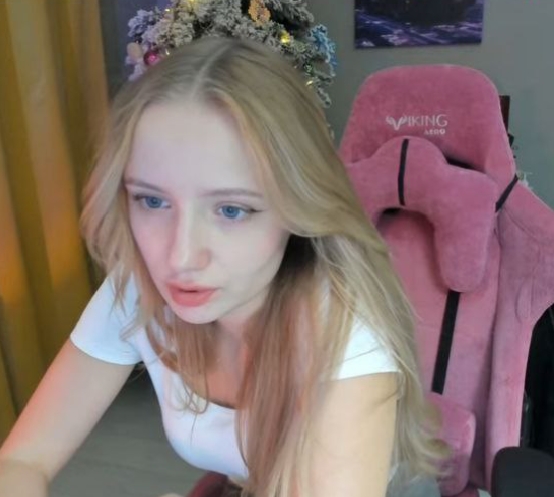 Фото красивой блондинки - 5