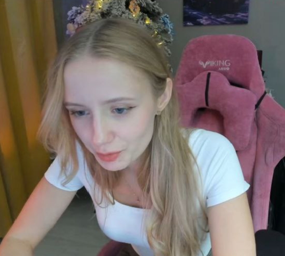 Фото красивой блондинки - 7