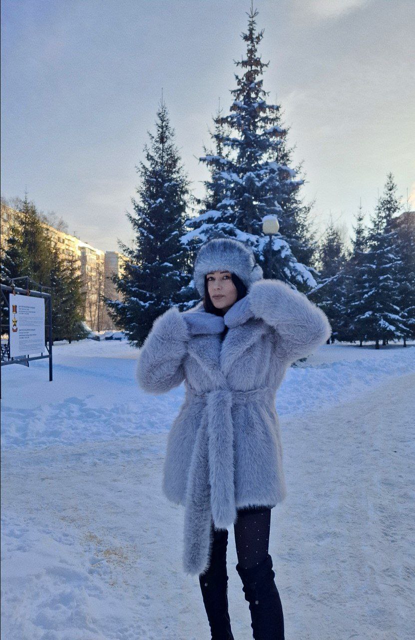 Красивая русская девушка - 2