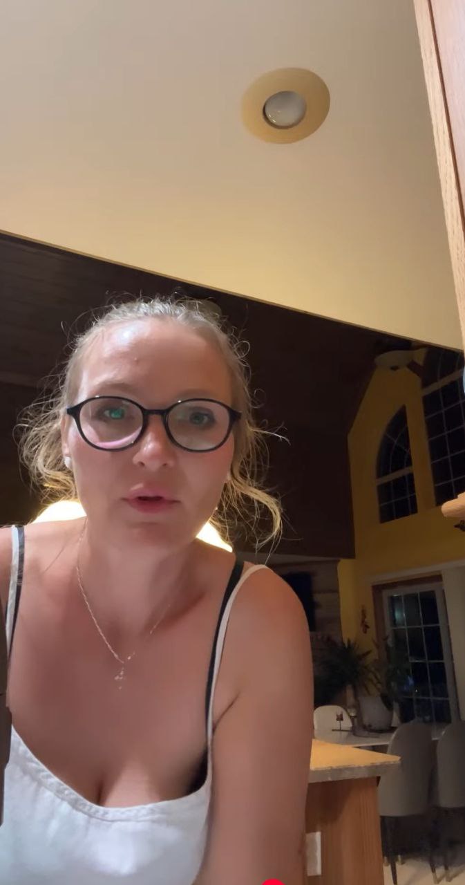 Милфа с большой попой