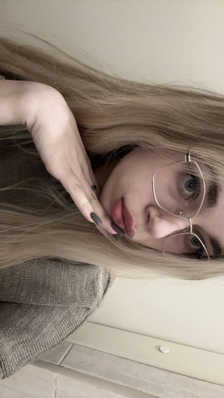 Красивая блондинка - 4