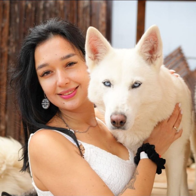 Молодая девушка фото - 2