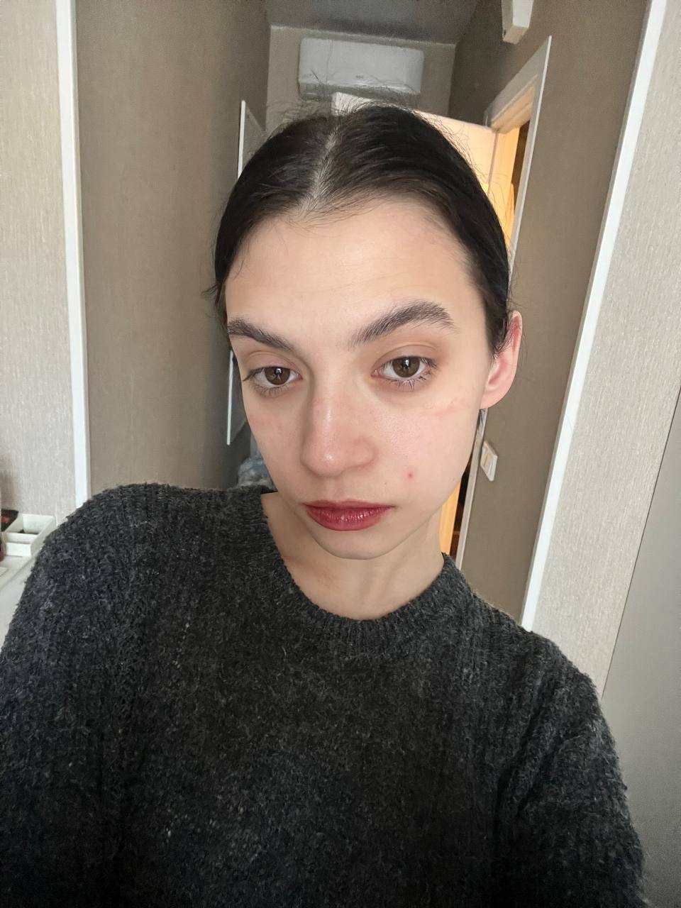 Фото молодой русской брюнетки - 2