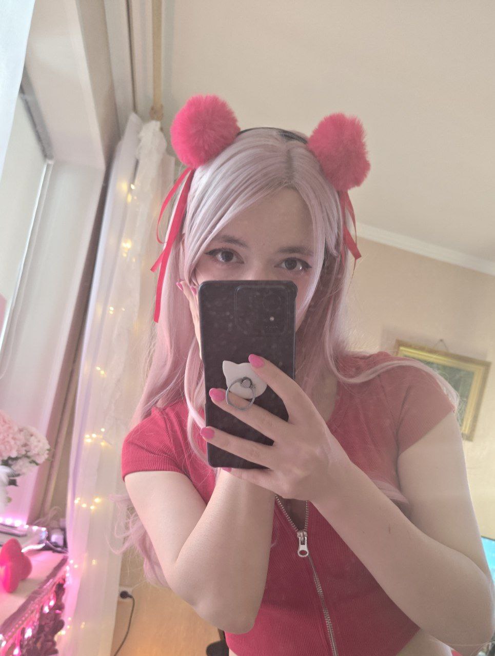 Красивая девушка блондинка