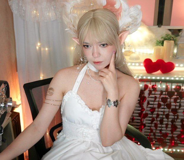 Красивая девушка блондинка - 5