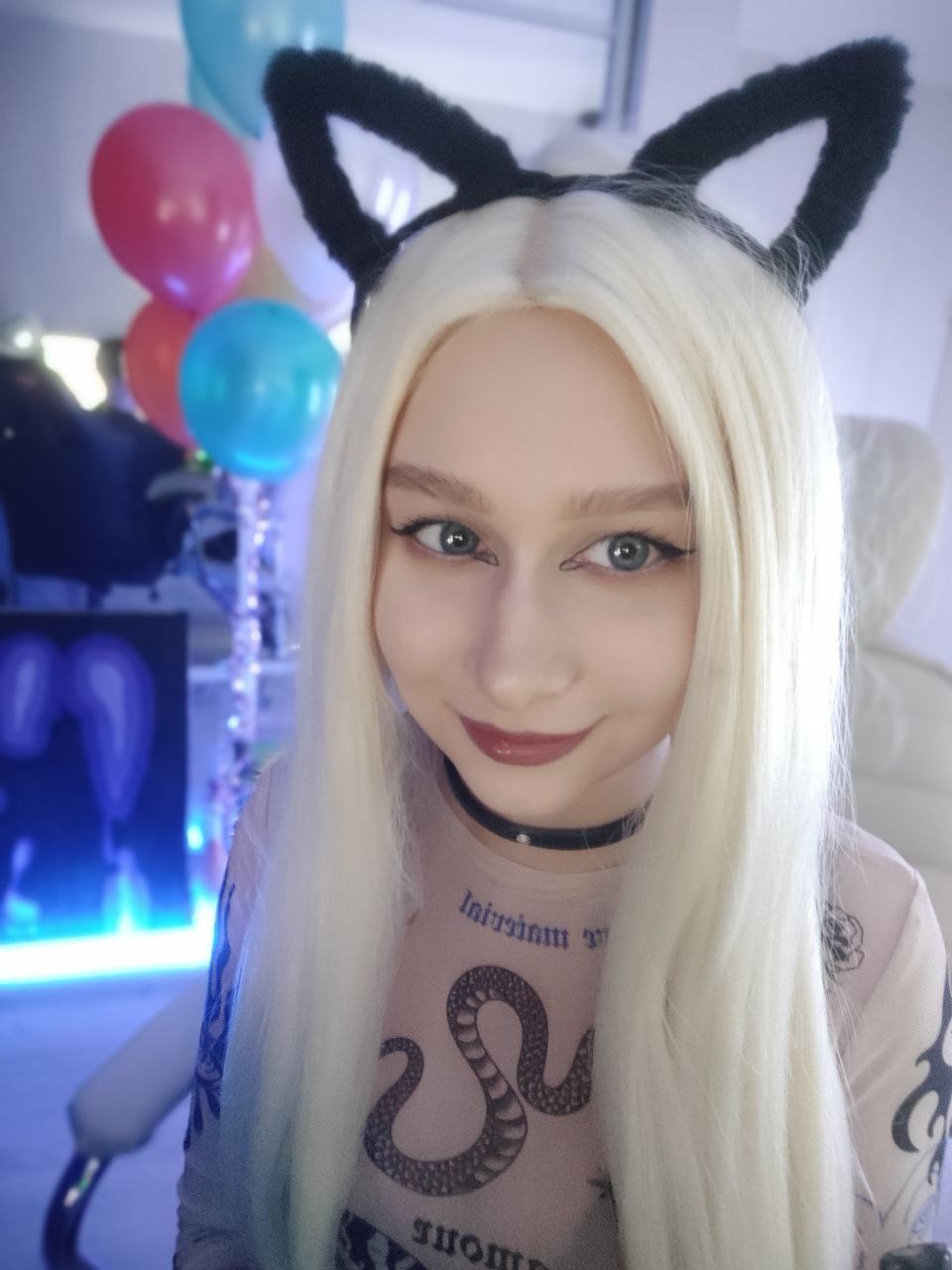 Красивая русская девушка