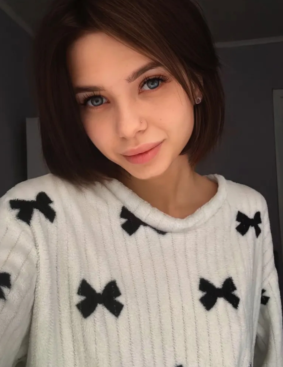 Русская молодая красивая девушка