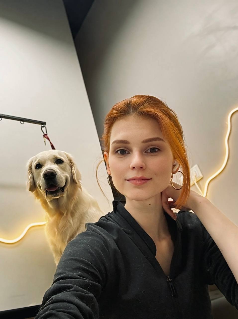 Рыжая девушка