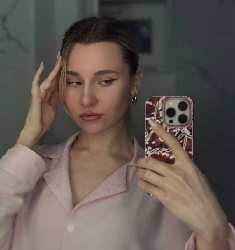 Молодая девушка - 8