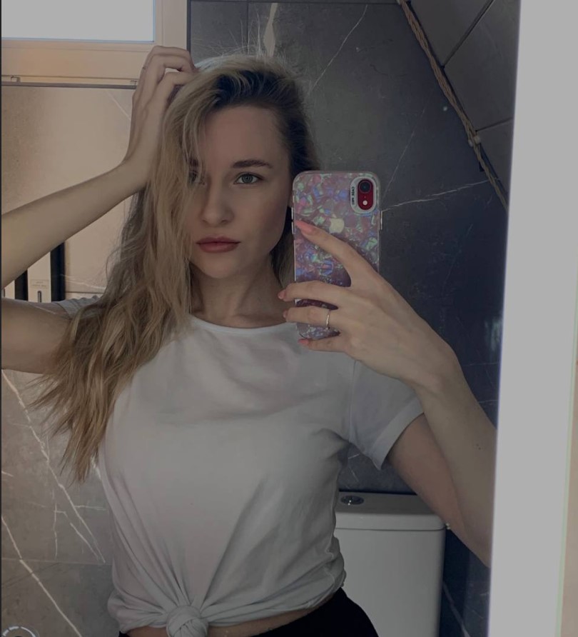 Молодая девушка - 9