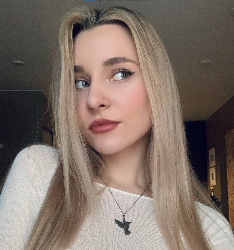 Молодая девушка - 10