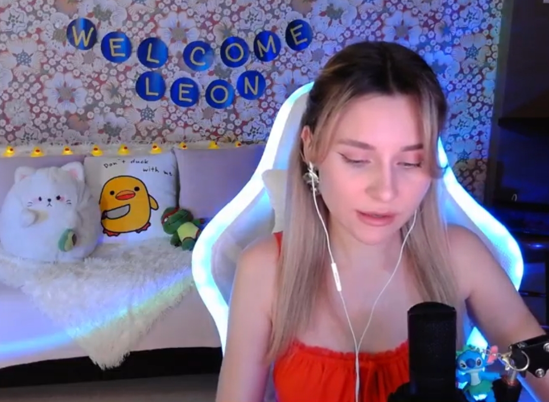 Молодая девушка