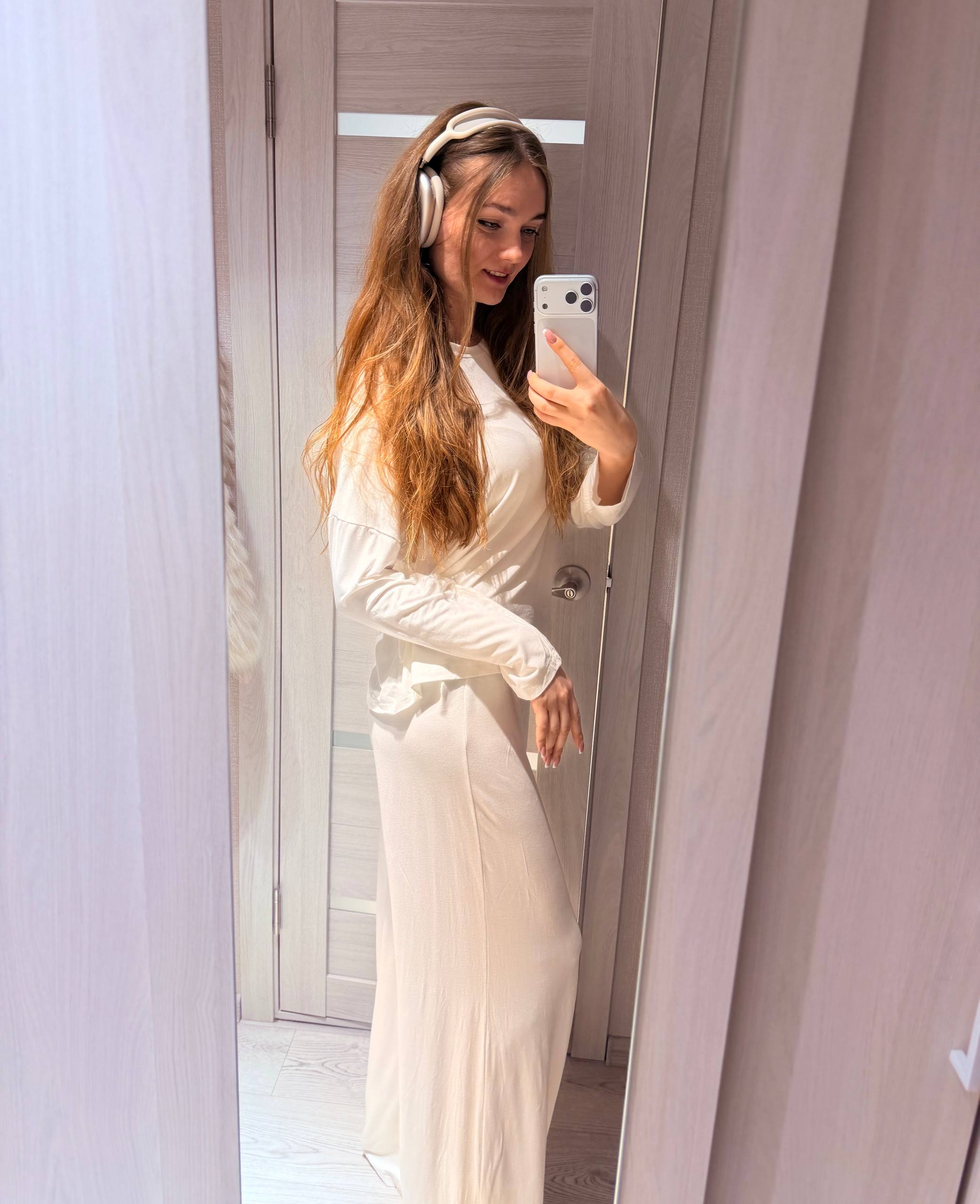 Молодая девушка - 4