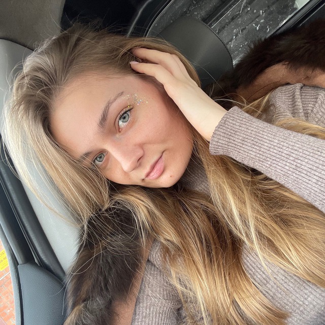 Молодая девушка - 10