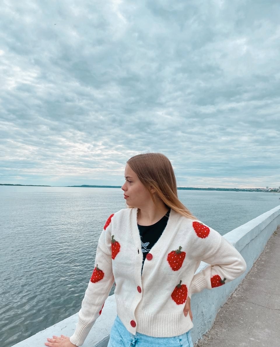 Красивая девушка - 2