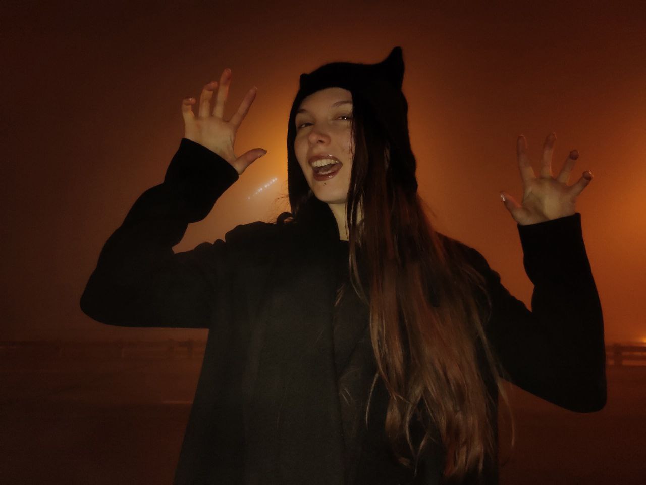 Фото молодой красивой девушки - 3