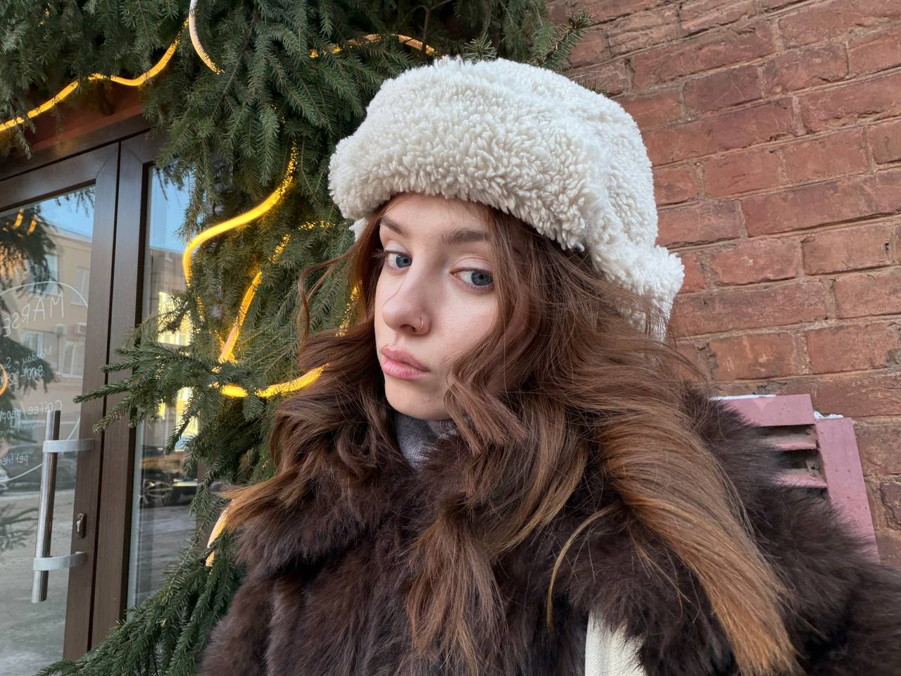 Красивая русская девушка - 2