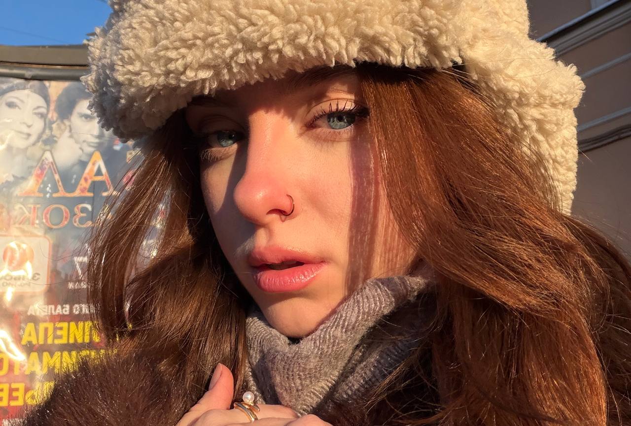 Красивая русская девушка - 3