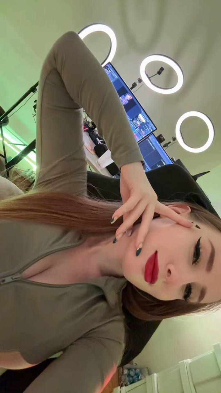 Красива девушка фото - 5