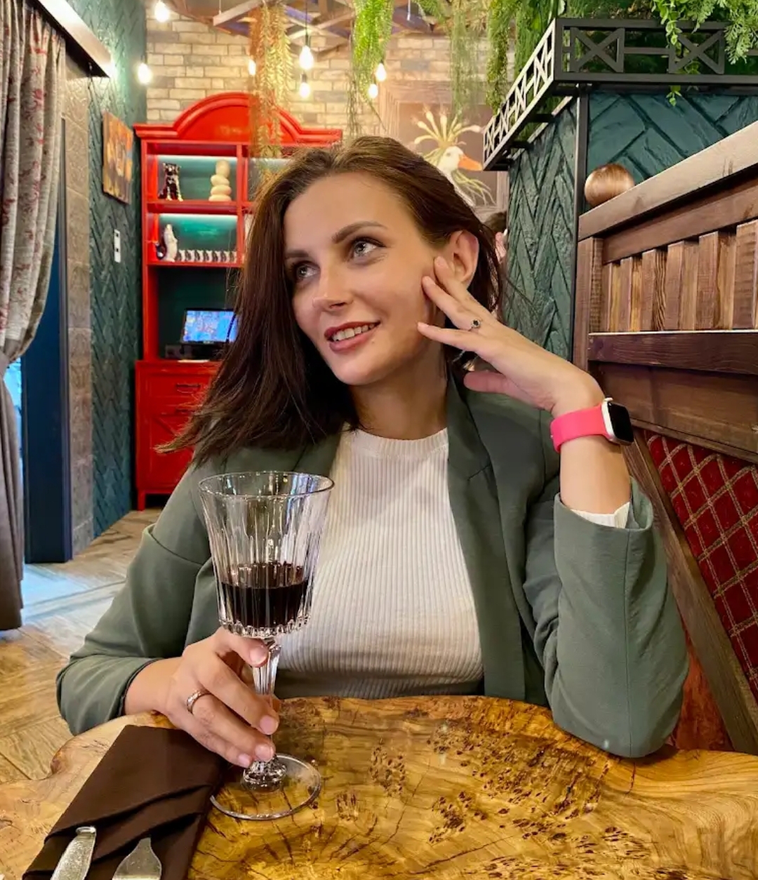 Фото молодой учительницы - 2