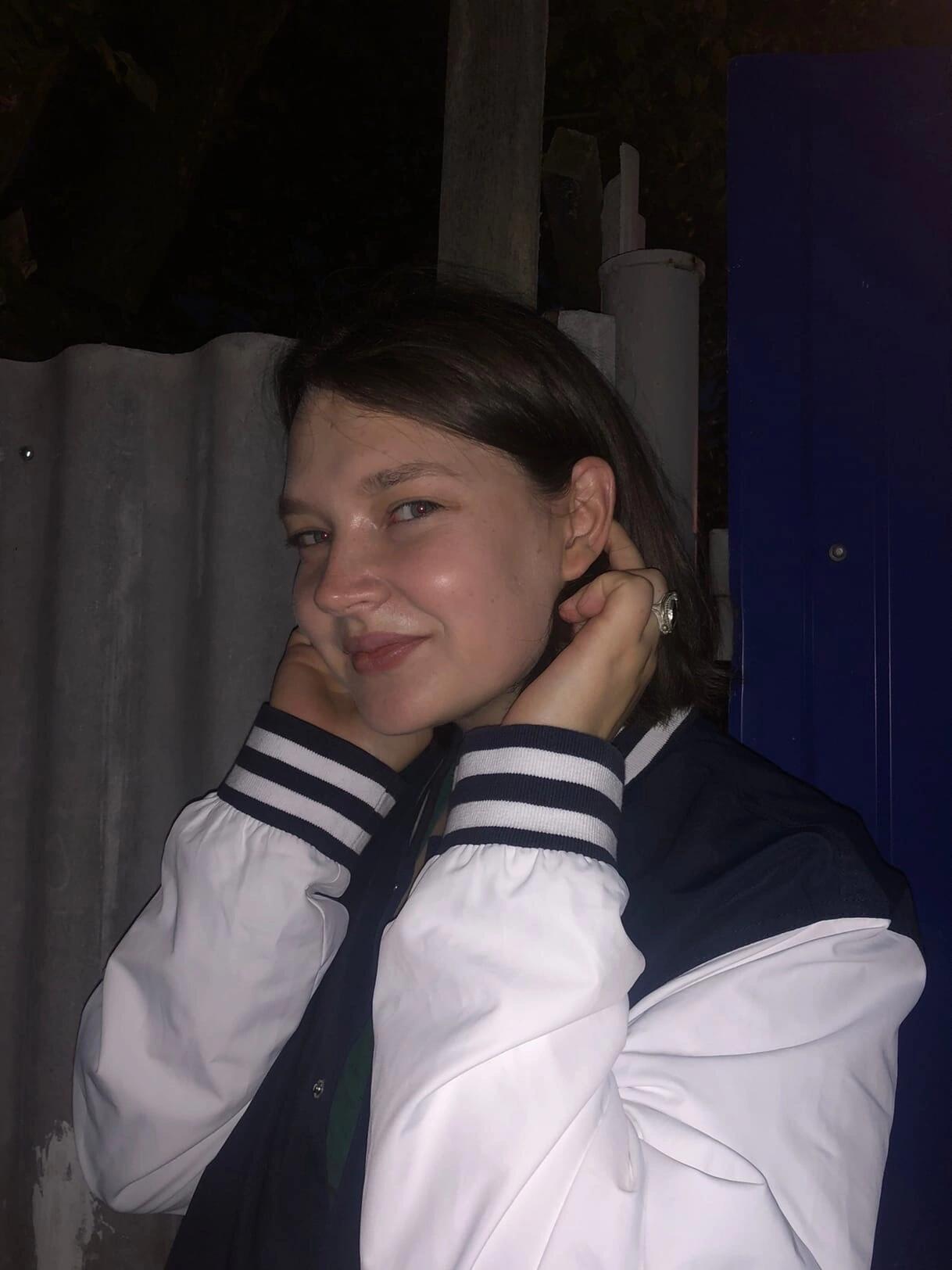 Красивая девушка - 3