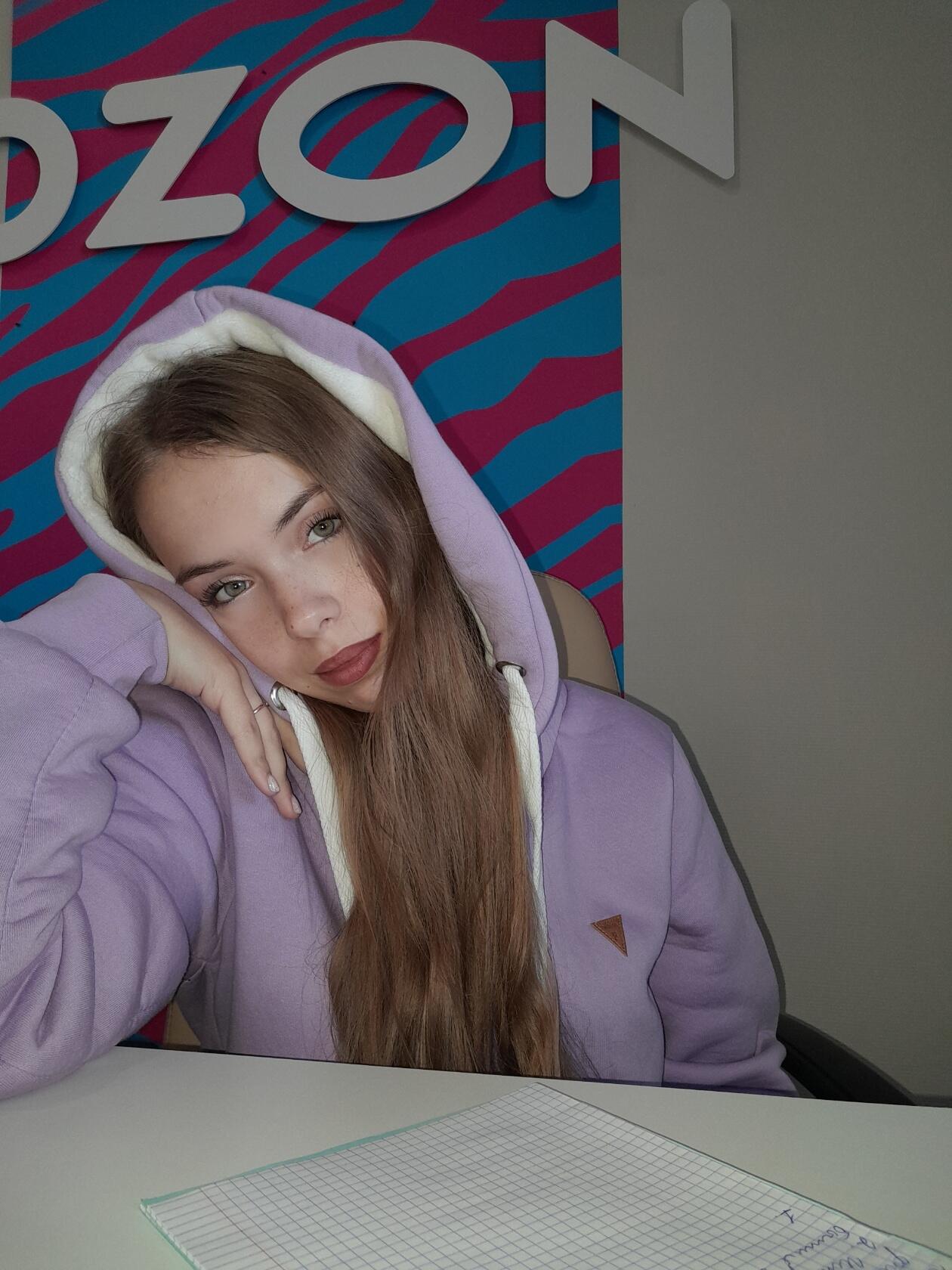 Красивая русская девушка - 8