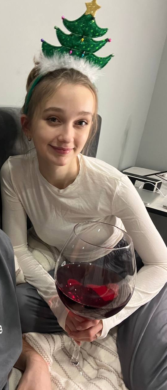 Девочка кремпай