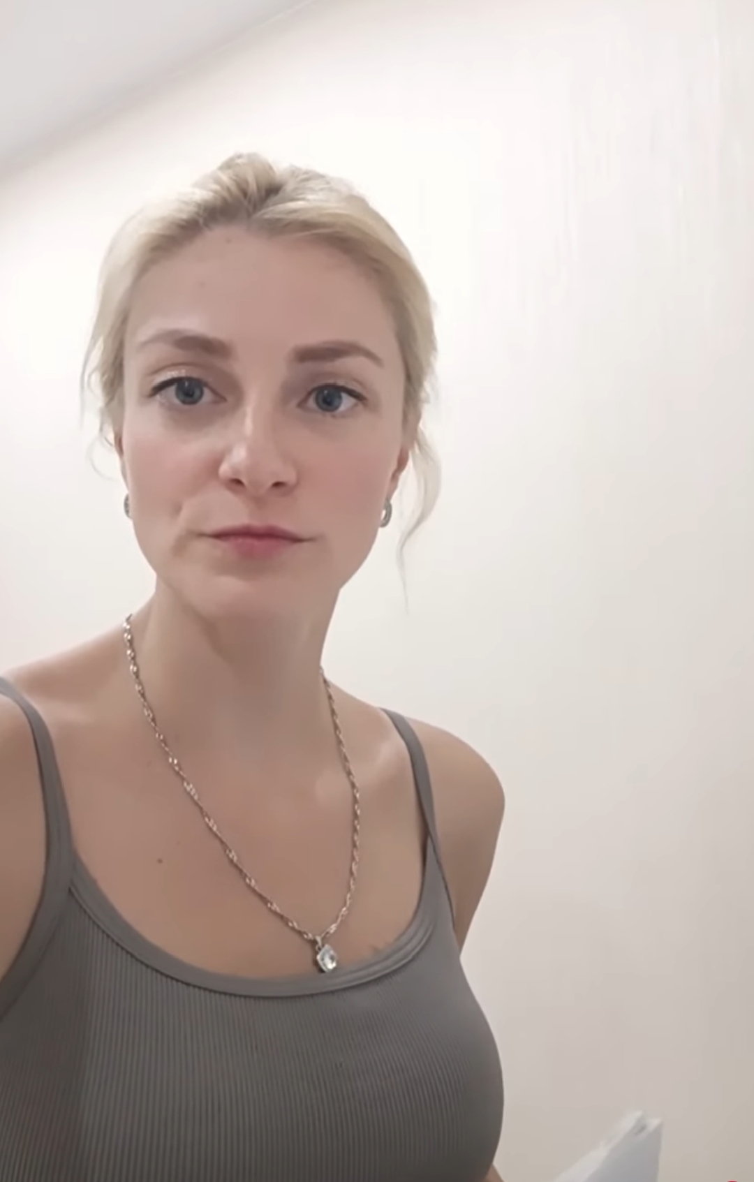 Крошка блондинка - 2