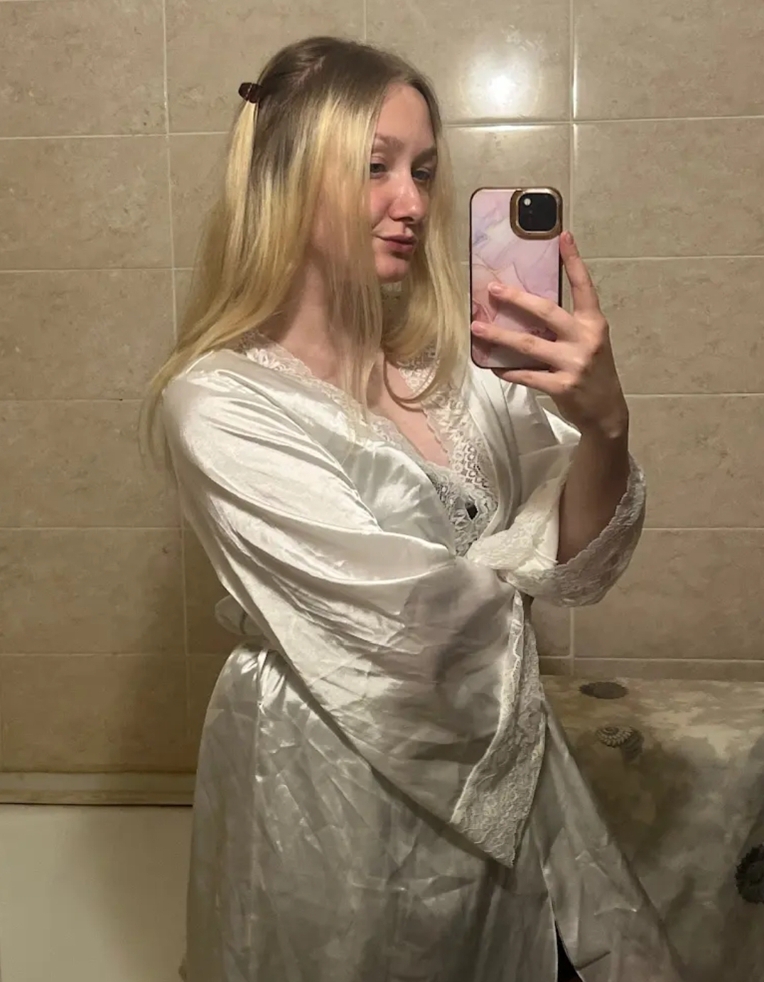 Русская девушка в ванной - 3