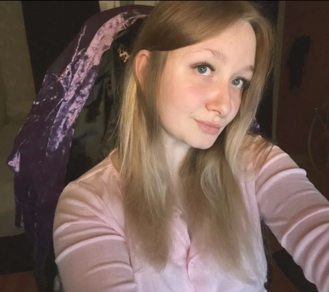 Русская девушка в ванной - 7