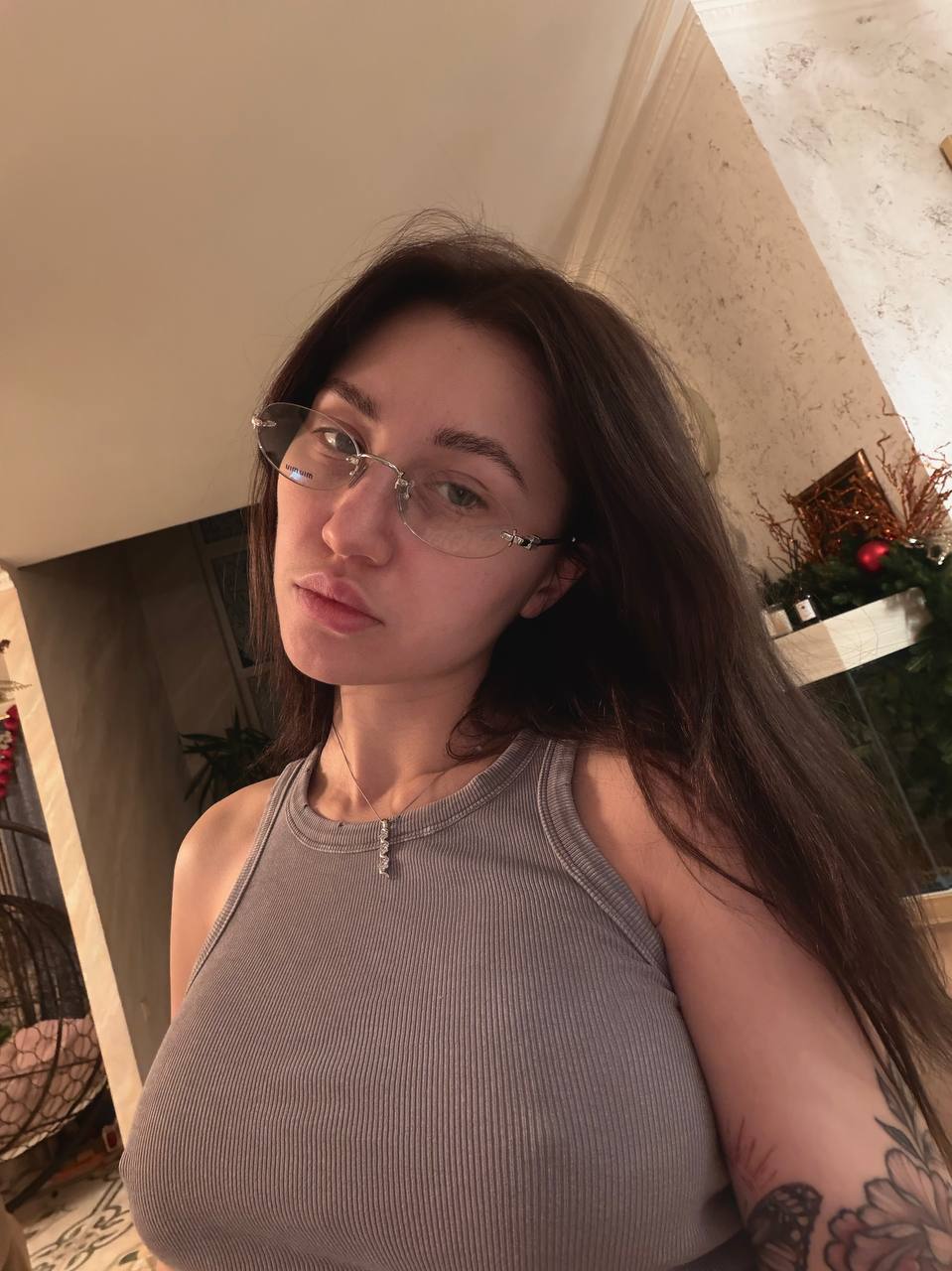 Расфуфыренная девушка - 3