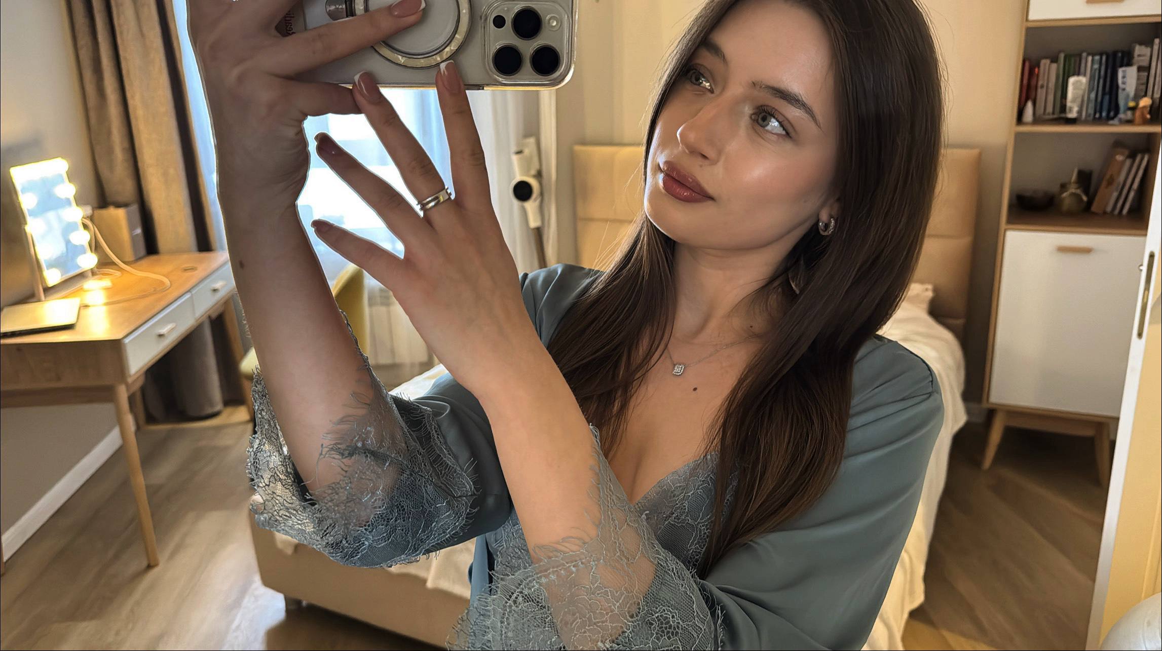 Молодая мать одиночка 22 года - 10