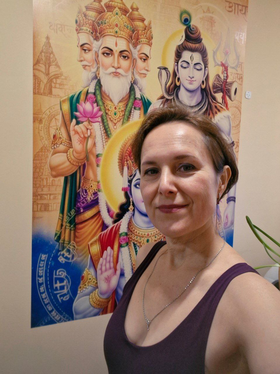 Зрелая женщина в лосинах - 4