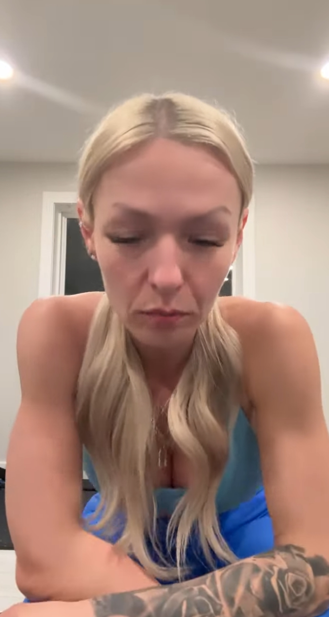 Украинская девушка в лосинах - 2