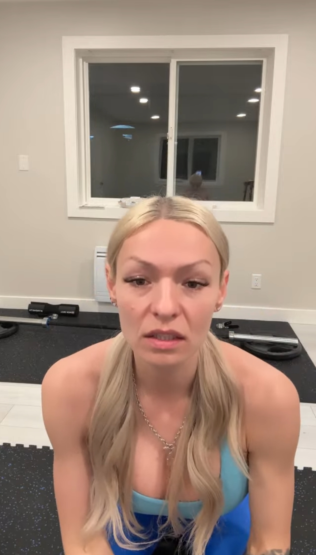 Украинская девушка в лосинах - 10