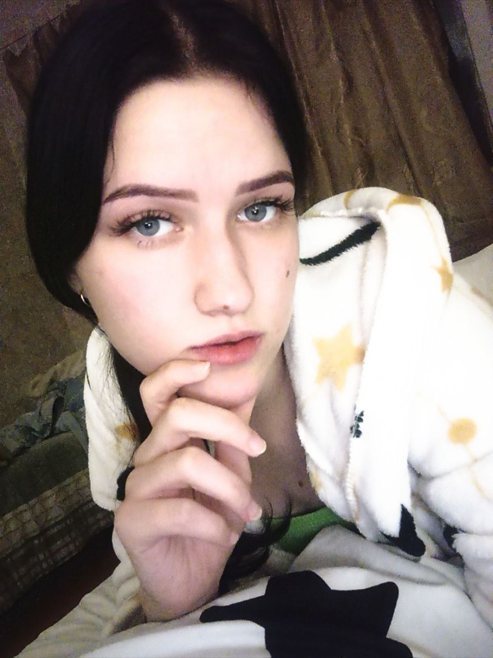 Молодая русская женщина - 4