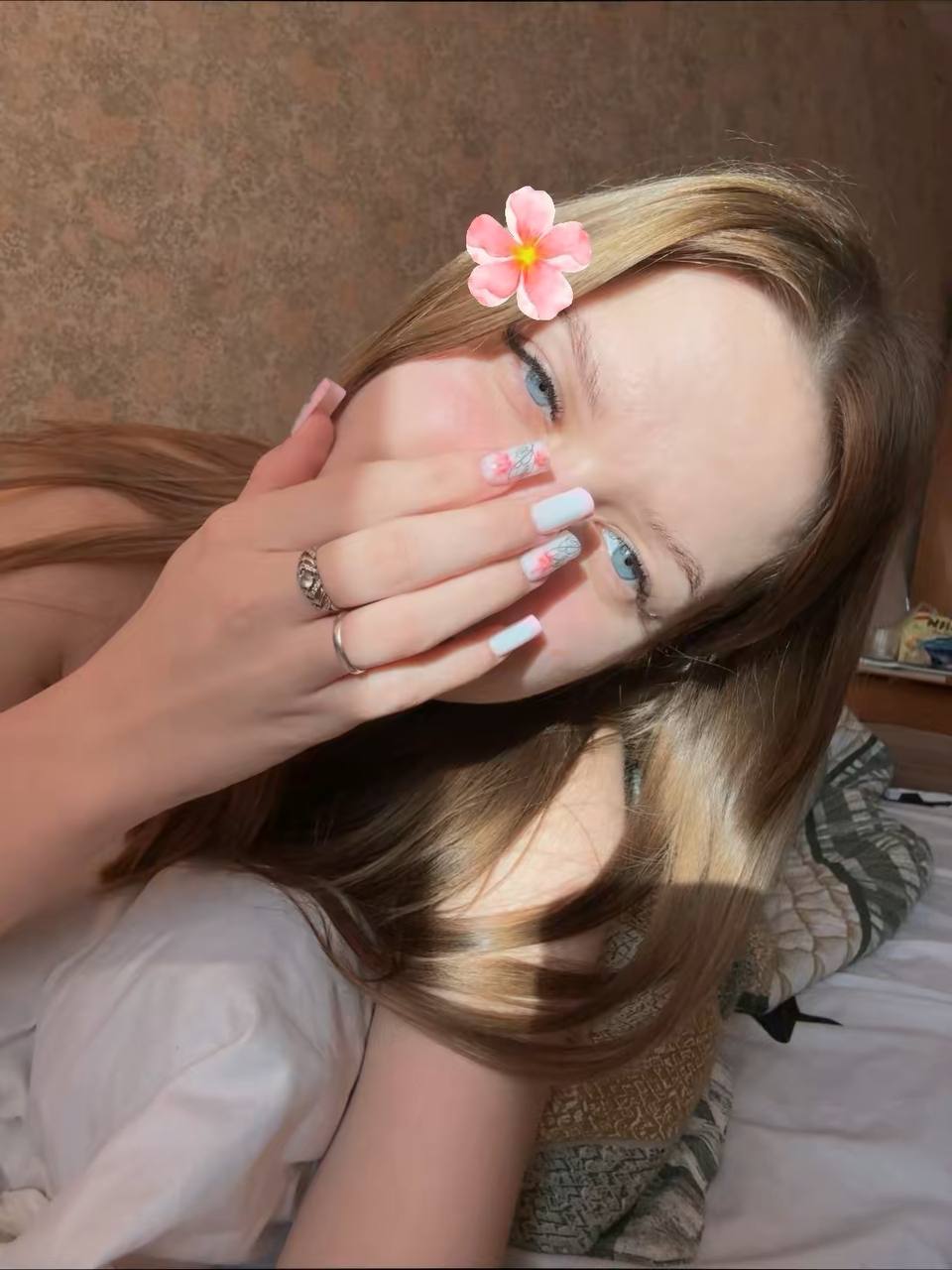 Молодая русская женщина - 6