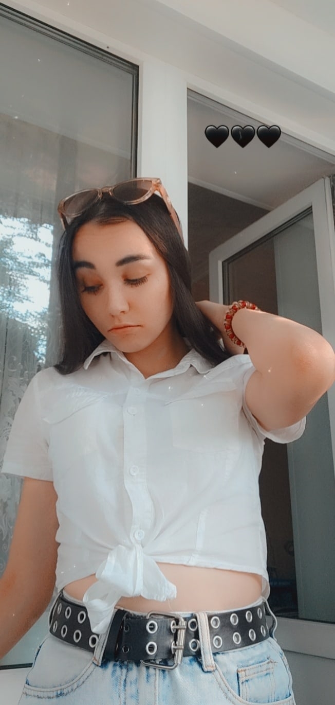 Девушка